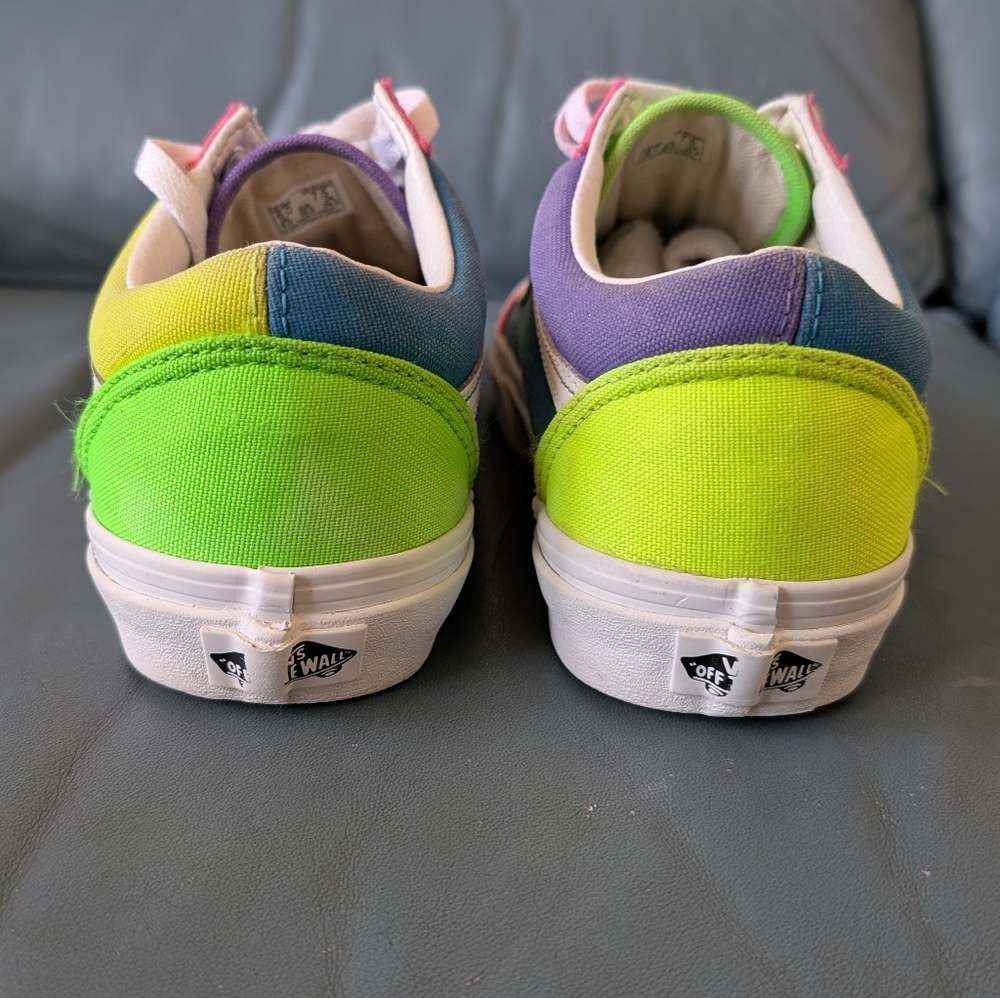 Vans - Picture 5 of 5